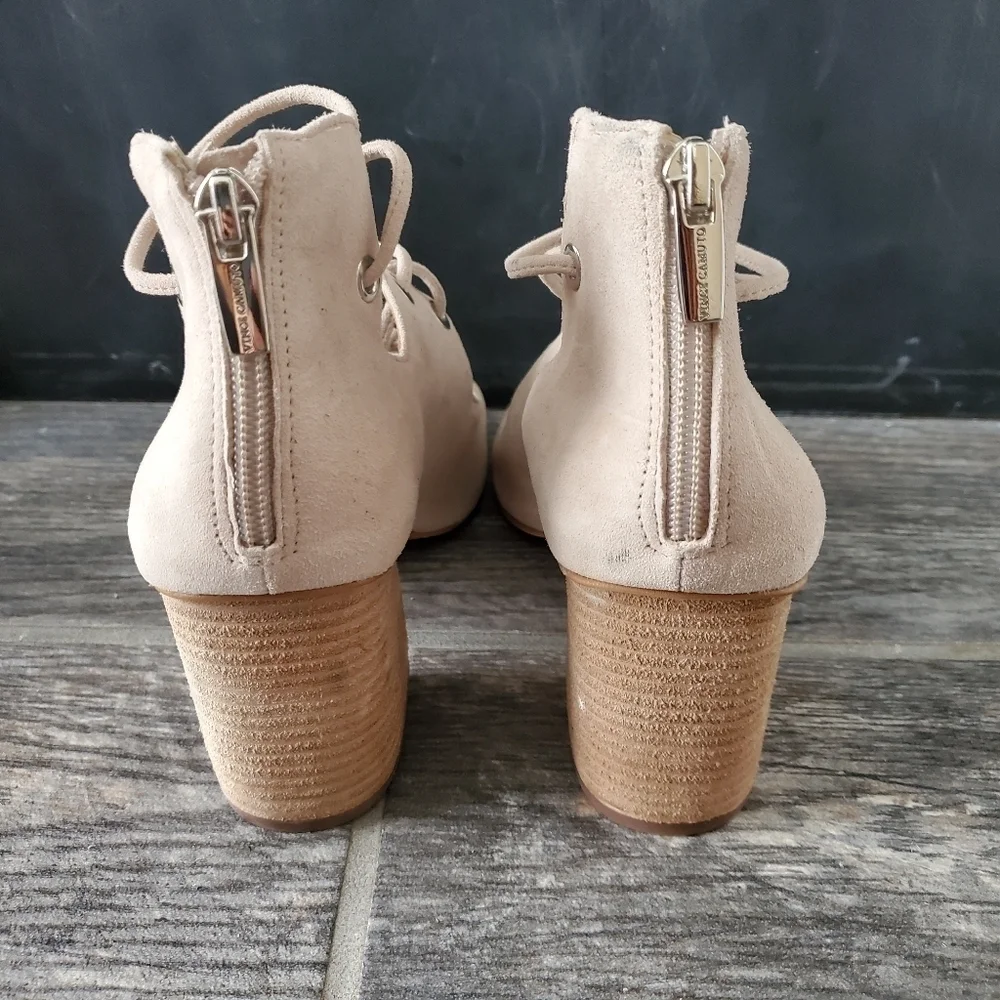NEW Vince Camuto Nahara Beige Suede Lace-up Sandal